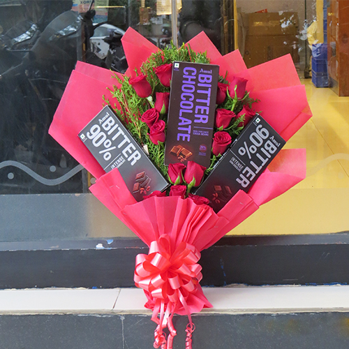 Chocolate with Red rose and sheet packing”