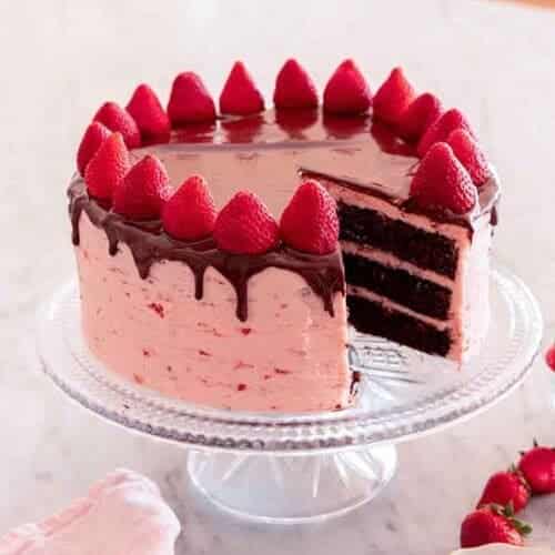 Chocolate-Strawberry-Cake