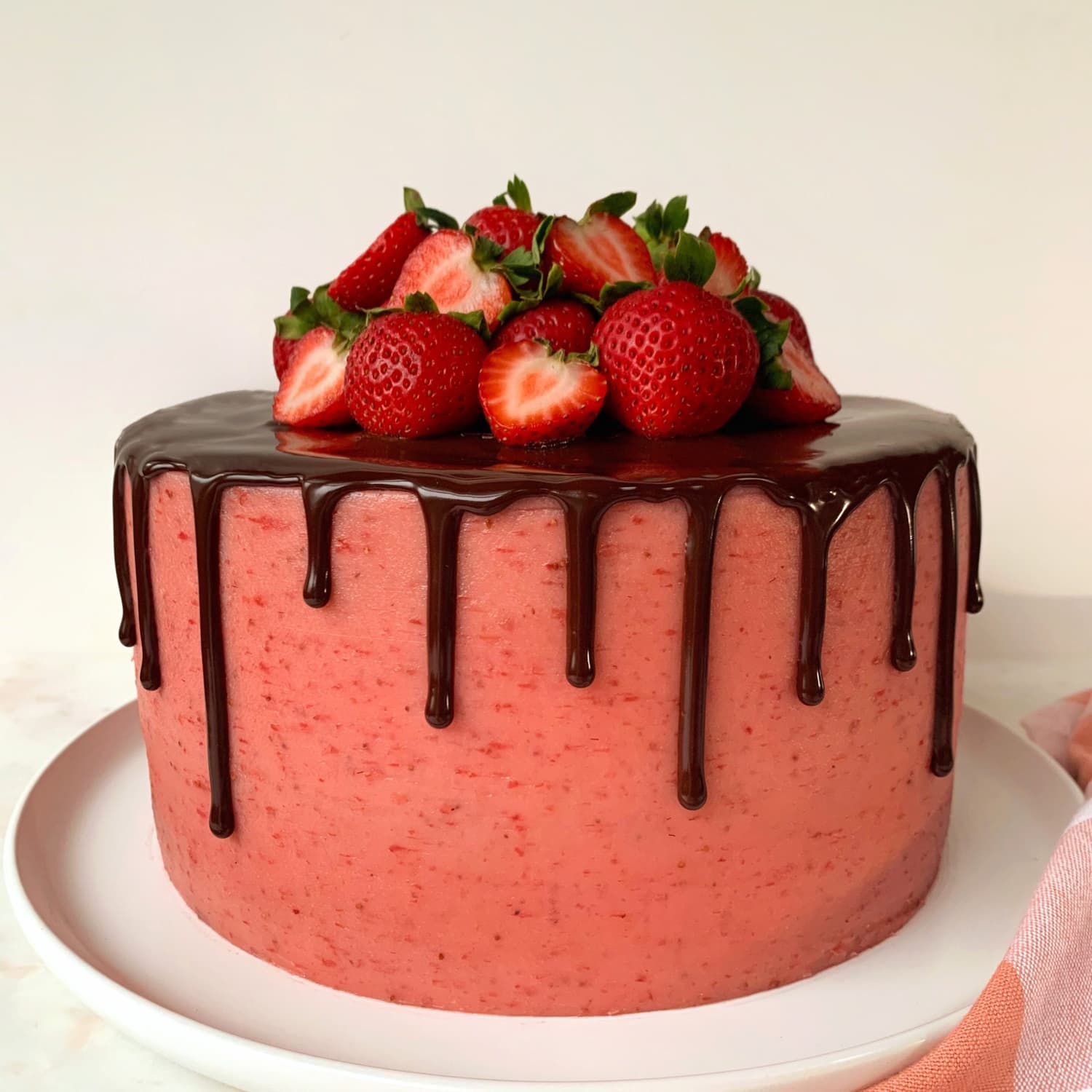 Chocolate-Strawberry-Cakes_chocolate-strawberry-cake